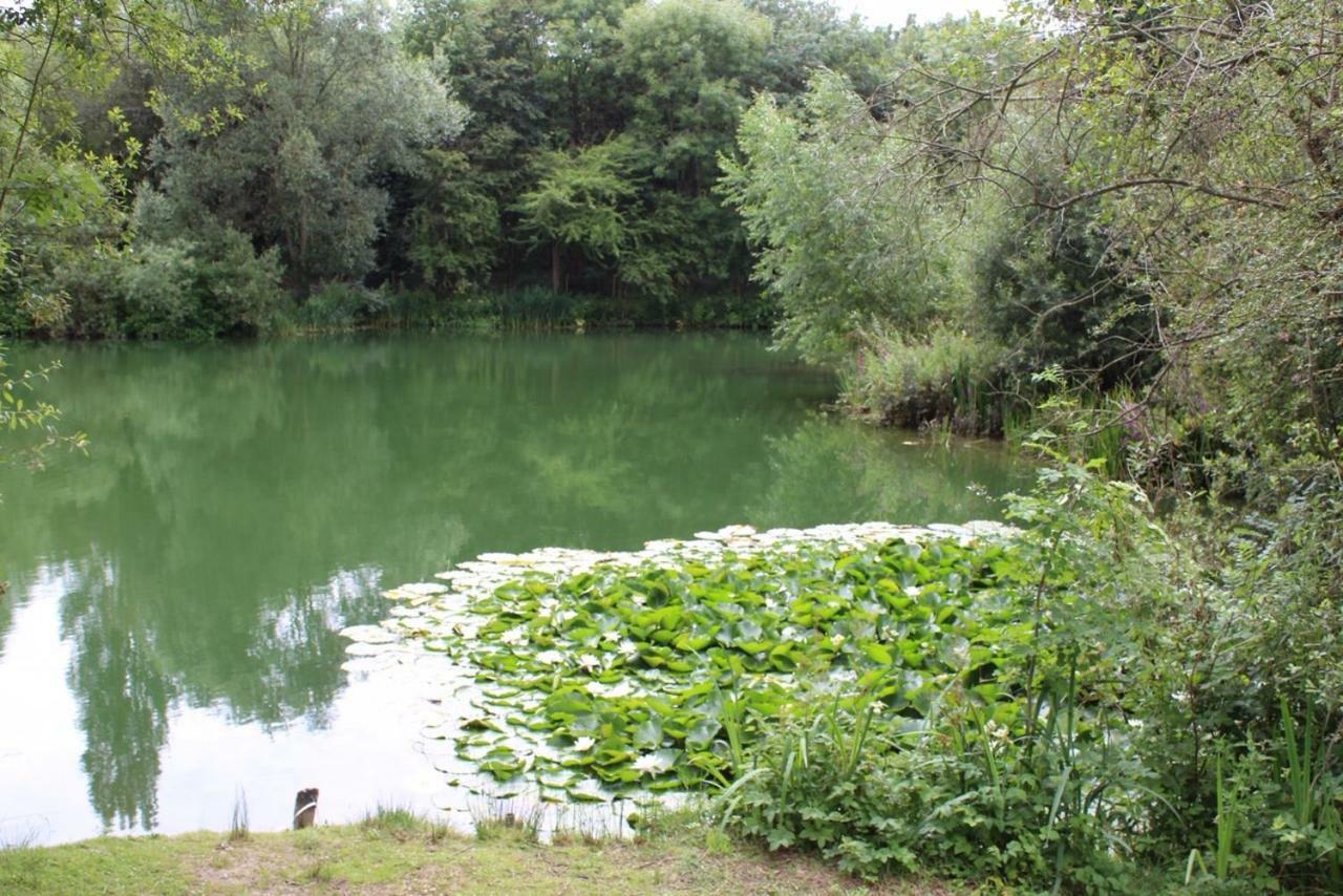 Lakeview Holidays Whelford Luaran gambar